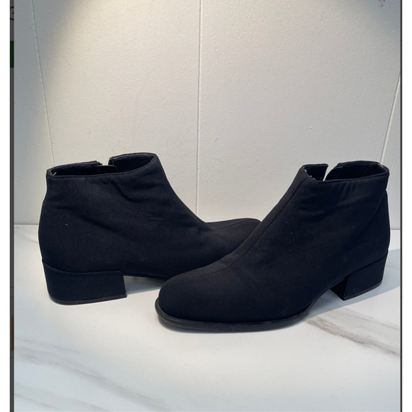 Prada flat black ankle boots 35 - Picture 3 of 12